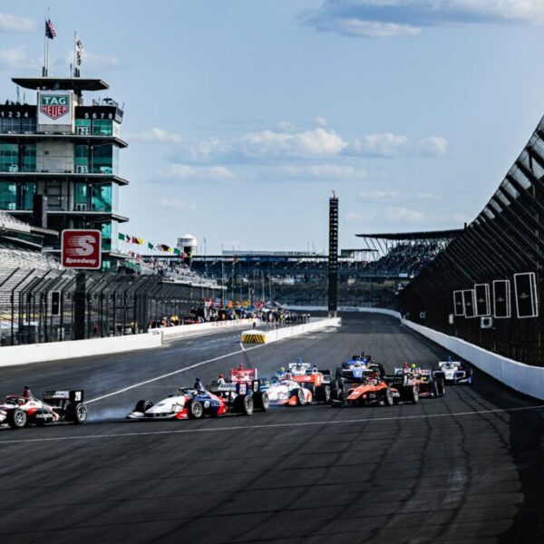 Thestart-IndyLightsGrandPrixofIndianapolis-By_KarlZemlin_LargeImageWithoutWatermark_m56123